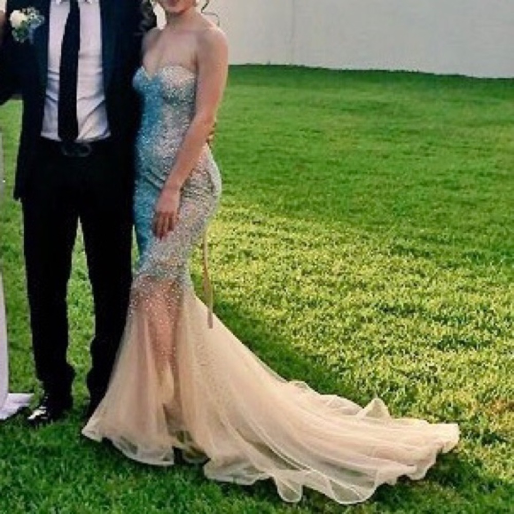 Prom dress
